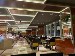 大堂-大中华希尔顿酒店-念自助餐·嗨啤·小龙虾