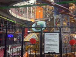-嗨翻Hi-Fun竞技主题乐园·蹦床团建生日聚会(五棵松华熙店)