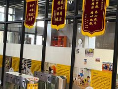 -小小特工运动馆(宝山三邻桥中心)
