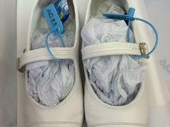 -爱革·奢品·鞋包·衣物·家居(金桥国际商业广场店)