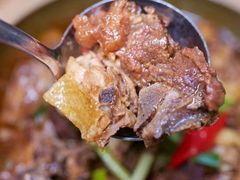-大富蚝乌东哥饭店·石锅鱼杂·柠檬鸭(革新路店)