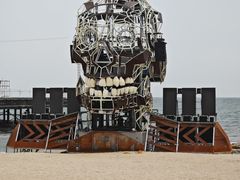 -北戴河碧螺塔海上酒吧公园