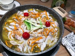 本味老坛酸菜鱼（中份）-山城外·非遗酸菜鱼(蜀都万达店)
