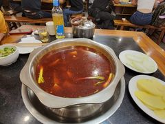 -冯记香辣兔火锅(茶店子总店)