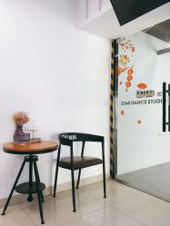 -STAR舞蹈工作室