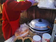 自助取餐区-临江门糯米团