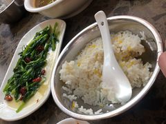 -周家大连水饺(美专校街店)
