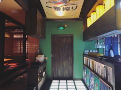 -肉魁屋·烧肉·烧鸟·酒场(高新店)