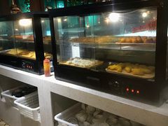 -阪尚皇·原切牛排·烤肉火锅自助(北京路店)