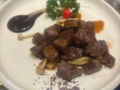-大神太神·铁板烧(瑞虹天地月亮湾店)