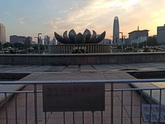 -泉城广场
