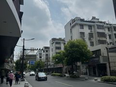 -韩海丽特色美食(秀州路店)