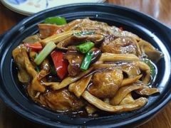 -胡子饮食店