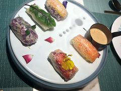 漫步花开彩虹卷-蜜桃花开·中西融合菜E&W(南长街店)