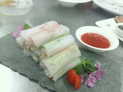 -红栌温泉山庄生态美食餐厅