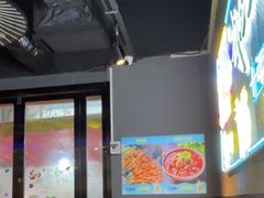 -老街烧烤大排档·地道湖北菜·龙虾馆(汉口火车站店)