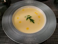 -卡普里披萨·牛扒·下午茶
