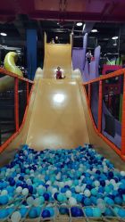 -欧酷世界动力星球(王府井奥莱UP TOWN店)