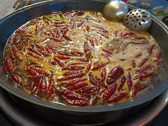 -四小区火锅·巷子里的重庆火锅(花照壁店)