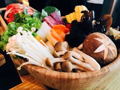 -湊湊火锅·茶憩(上海合生汇店)