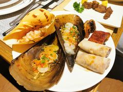 -雍和会海鲜姿造自助(湖东路店)