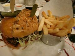 -db Bistro & Oyster Bar by Daniel Boulud(滨海湾金沙店)