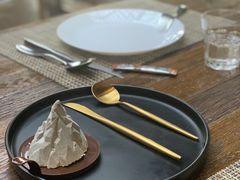熔岩红茶火山-喜洲吧·江畔老船厂·庭院餐厅(喜临院店)