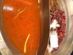 -沸炉重庆老火锅(军事博物馆店)