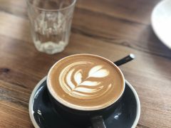 拿铁-RAC BAR(安福路店)