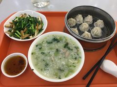 -上海外国语大学（松江校区）食堂