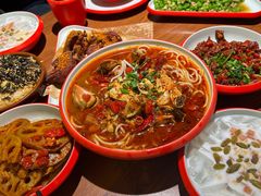 -老闵田螺馆·南昌市井菜·特色小吃(总店)