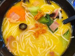 -桥香园过桥米线(国贸店)