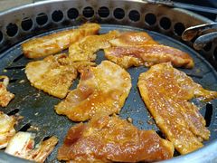 只吃肉-火炉火自助餐(悠唐购物中心店)