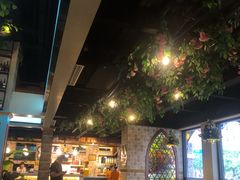 -壹号院音乐餐厅•烤全羊•新疆菜(浐灞店)