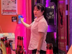-UK派对KTV(日月广场店)