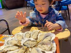 深海黄金蚝-千岛蚝高压锅生蚝·人参火锅(白云万达店)