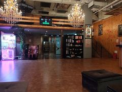 -明日世界密室轰趴·剧本桌游·箭馆团建(国贸店)