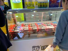 -周黑鸭(合肥滨湖区庐州大道悦方购物中心店)