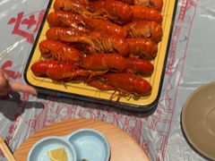 -肥肥虾庄·金牌油焖大虾(杨园滨江时代walk店)