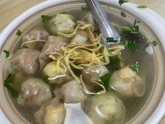 鸡汤全家福馄饨-吉云馄饨(桑梓路店)