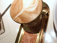 -阿妮叶李(光谷世界城店)