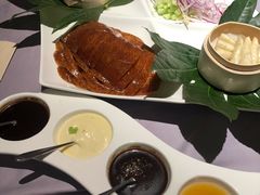 梧桐四味烤鸭-梧桐北京烤鸭·铜锅涮肉(海岸城店)