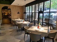 靠窗位-Solo(衡山路店)