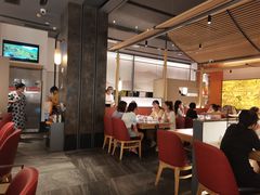 大堂-左庭右院鲜牛肉火锅(苏州园区永旺店)