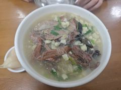 牛肉泡馍-刘信牛羊肉泡馍小炒(回民街店)
