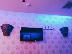 -东方亮足道(中国红街店)