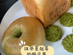 -啊噗吐呦现场烘焙(麦凯乐店)