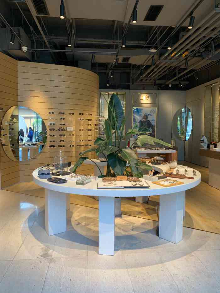 上野眼镜成都远洋太古里店