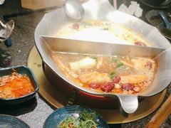 -湊湊火锅·茶憩(打浦桥日月光店)