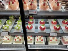 -皇冠幸福里动物奶油生日蛋糕(万达店)